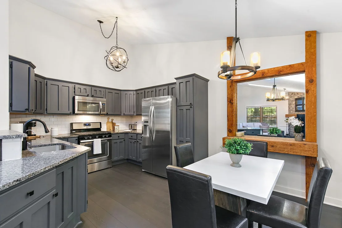 Photo of 609 River Bluff Drive