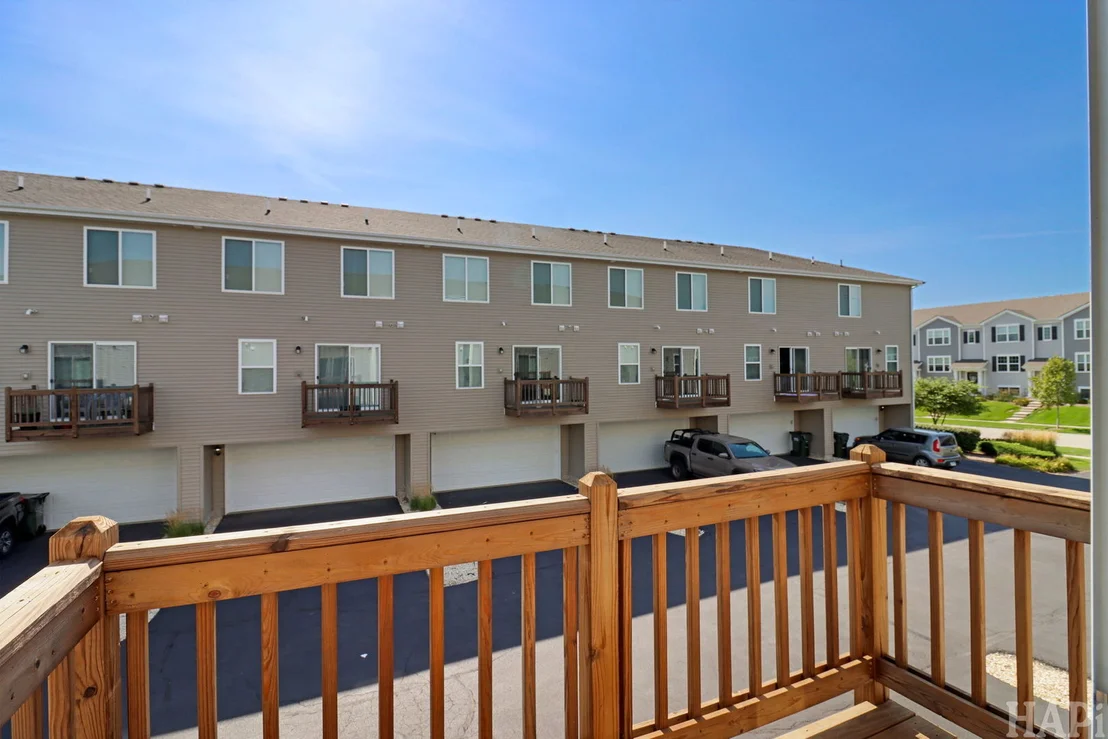 Photo of 2368 Alison Avenue