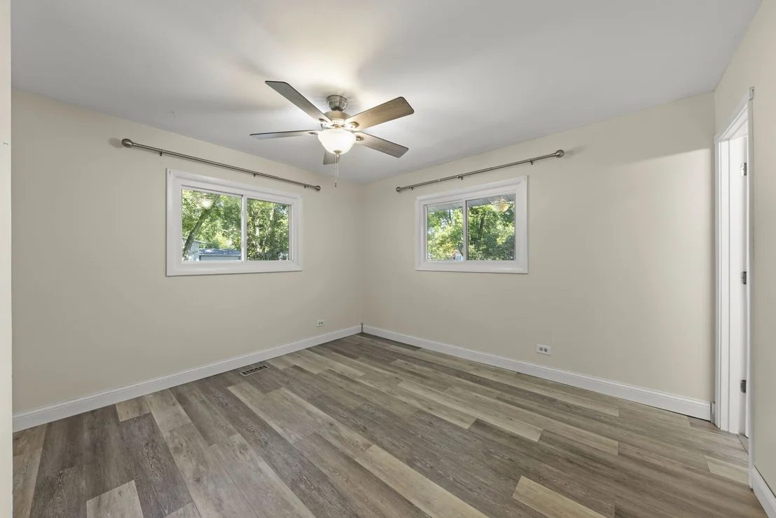 Photo of 7101 Edgebrook Lane