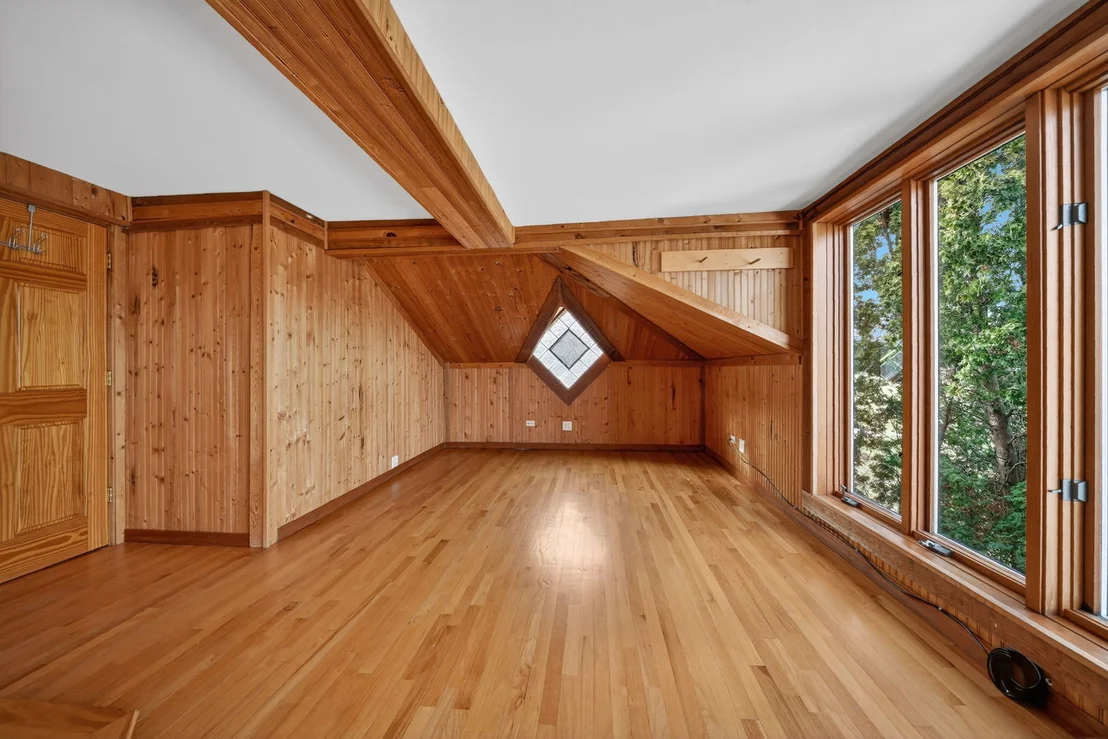 Photo of 6N263 River Drive