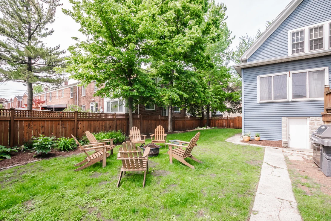Photo of 220 ELGIN Avenue