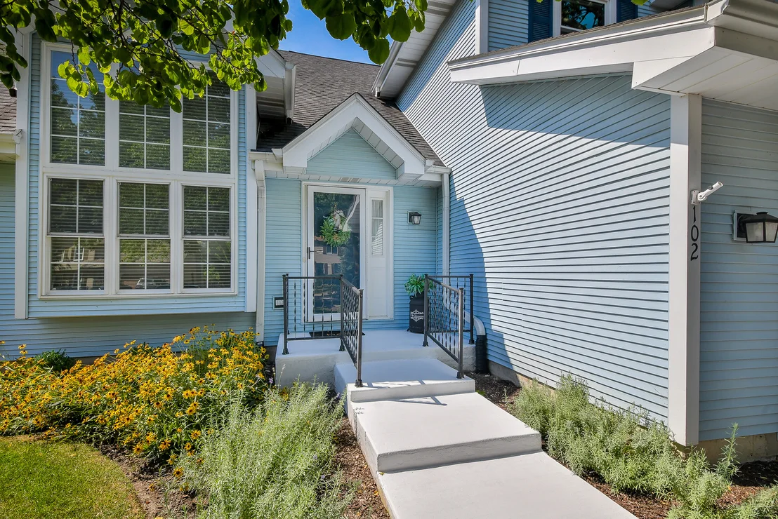 Photo of 102 Juniper Drive