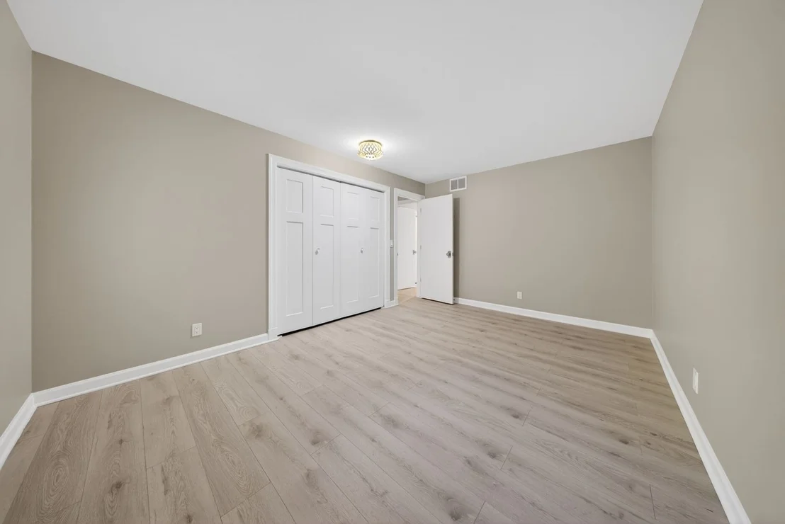 Photo of 5154 CROFTON Drive