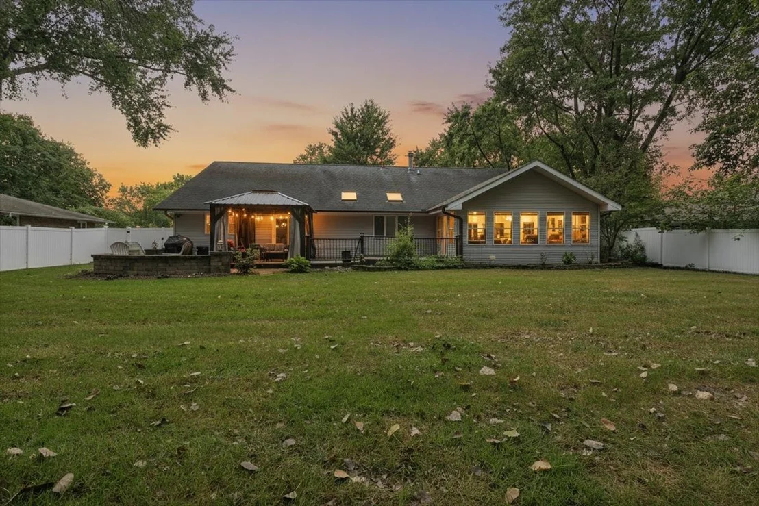 Photo of 3318 Caroline Drive