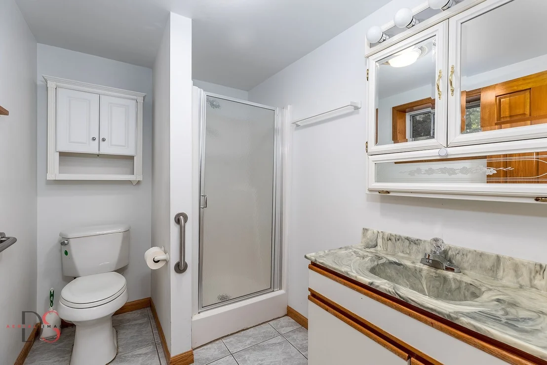 Photo of 705 Cedar Court