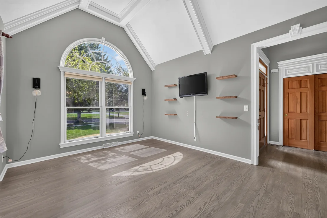 Photo of 305 Windsor Circle