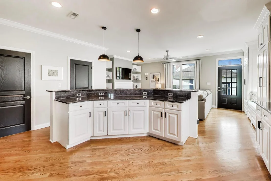 Photo of 2151 Mint Lane