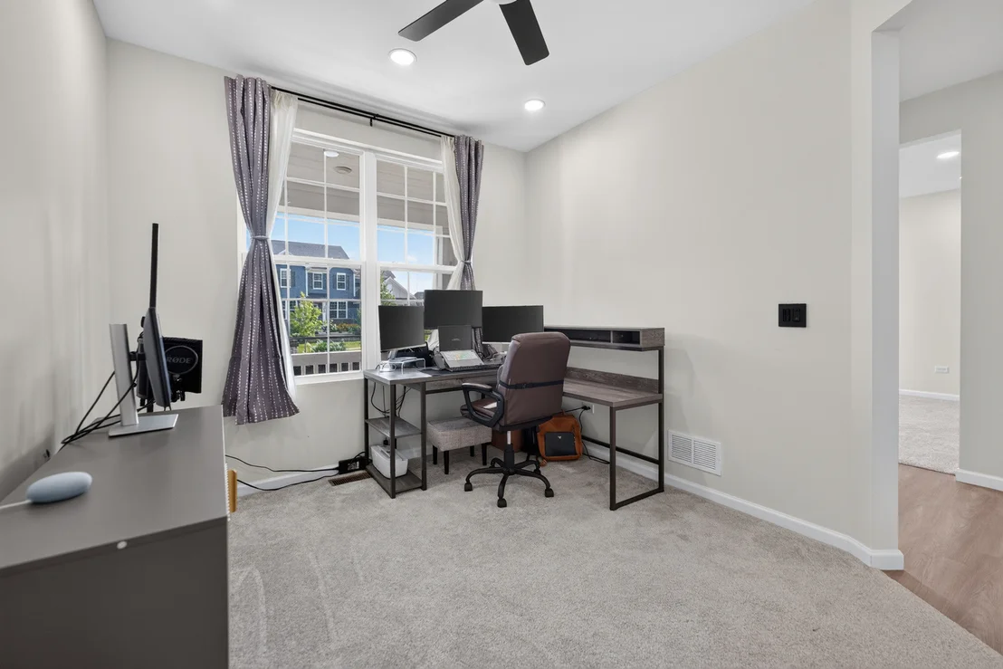 Photo of 3667 Peregrine Way