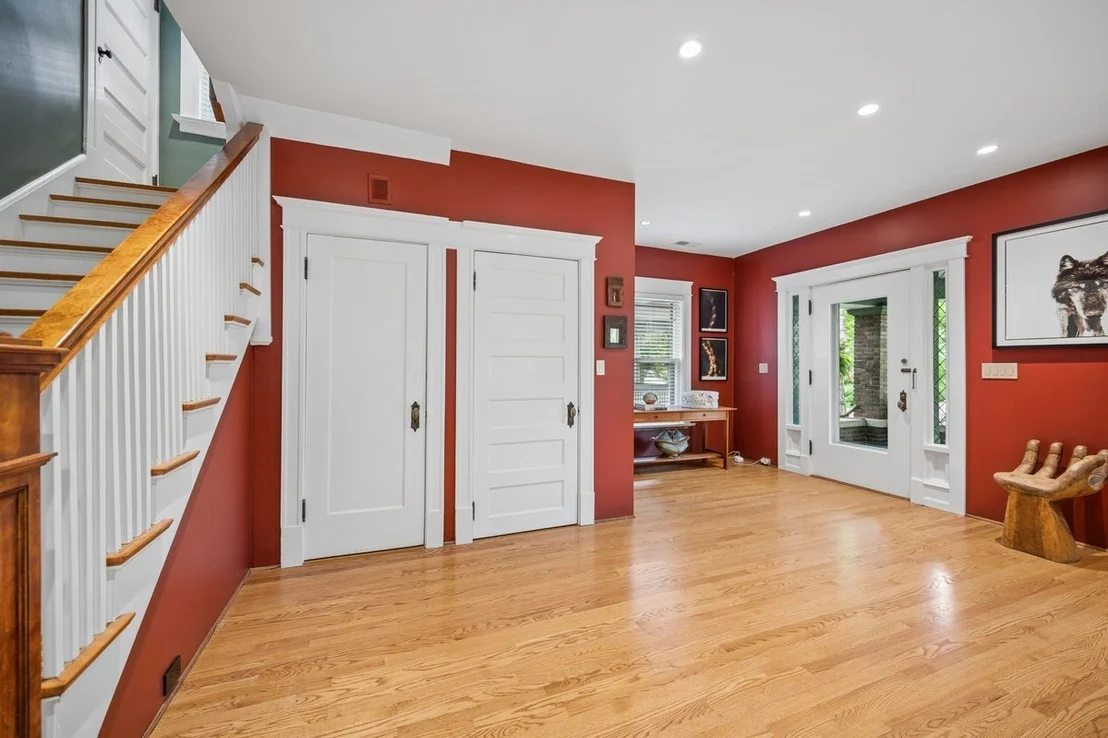 Photo of 1101 Forest Avenue