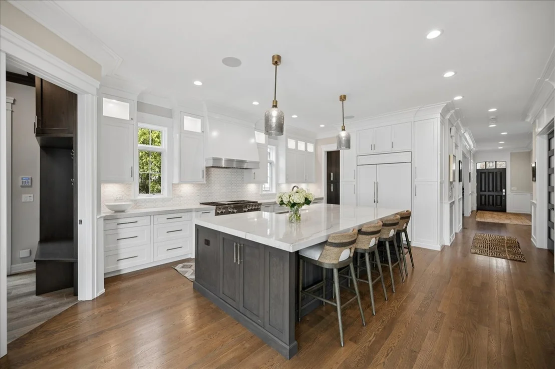Photo of 1121 Forest Avenue