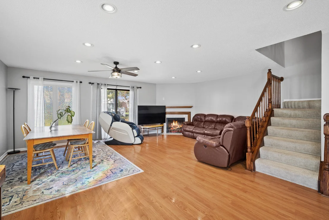 Photo of 329 Redwing Drive