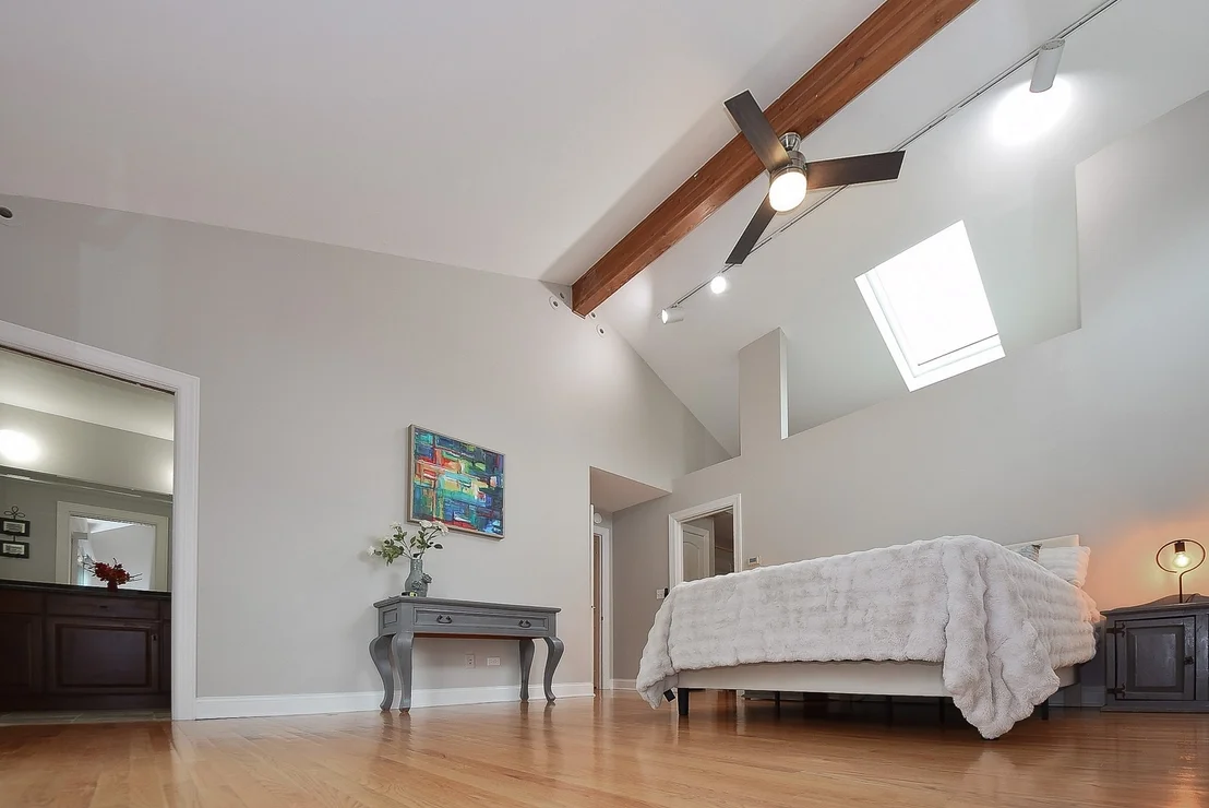 Photo of 310 S Summit Street