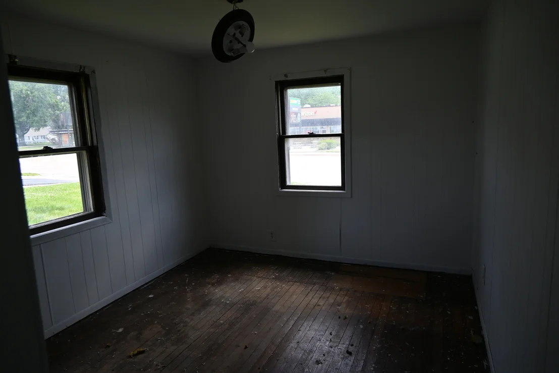 Photo of 1346 N Division Street