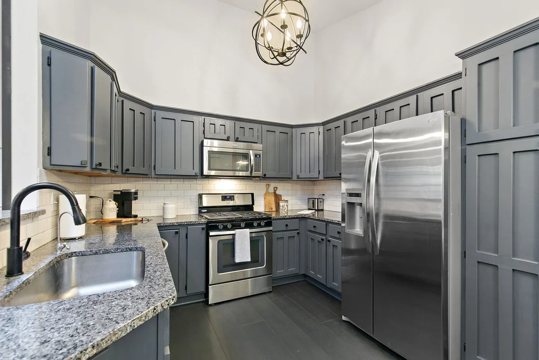 Photo of 609 River Bluff Drive