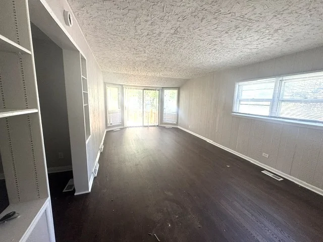 Photo of 2910 Killarney Drive