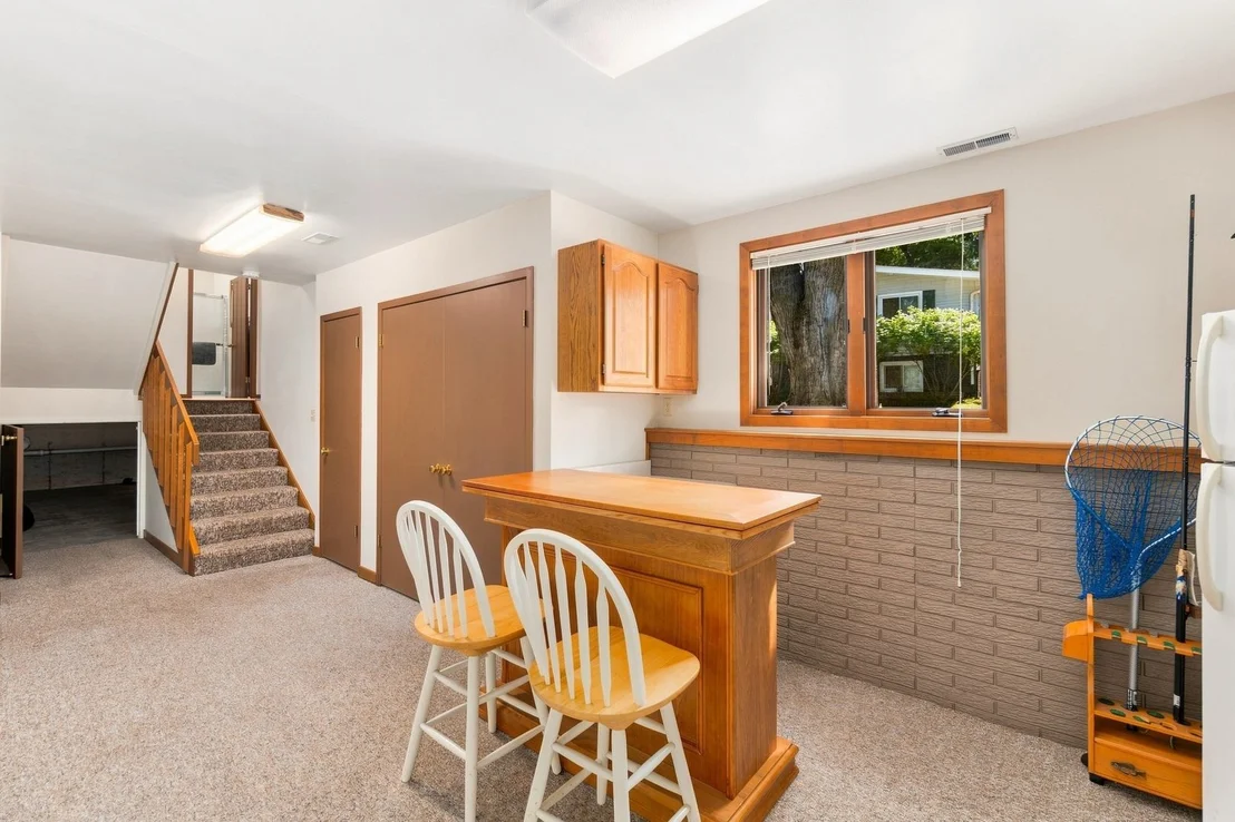 Photo of 154 Beachview Court