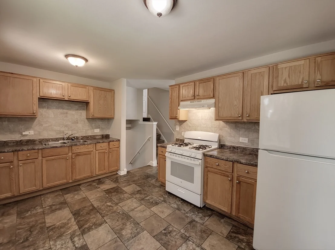 Photo of 17113 Elm Drive