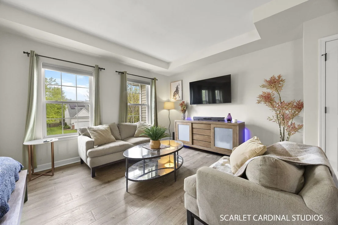 Photo of 2561 Lyman Loop