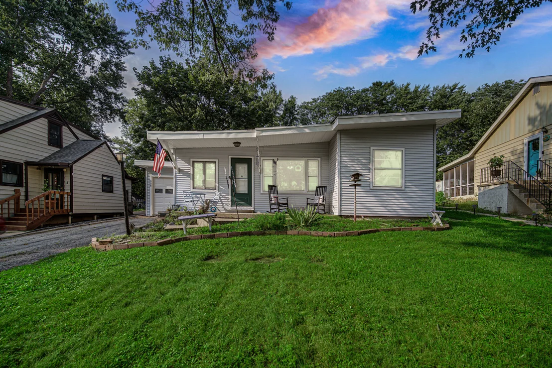 Photo of 909 Pershing Drive