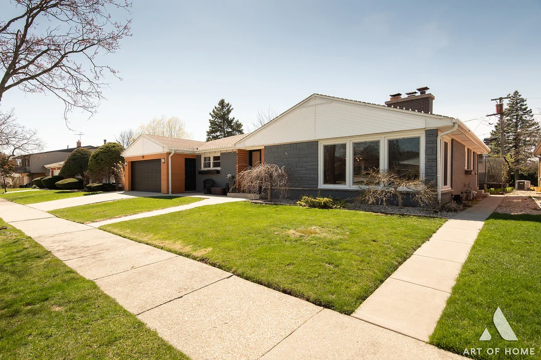 Photo of 900 TOMAWADEE Drive