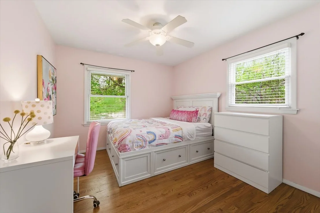 Photo of 836 Longmeadow Drive