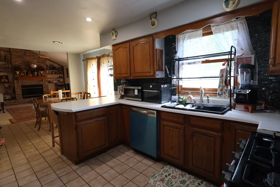 Photo of 2166 Jordan Lane