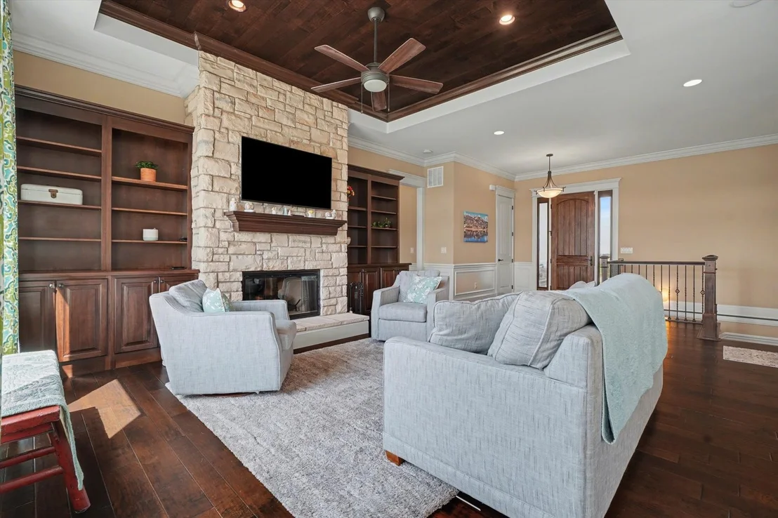 Photo of 405 Denton Drive