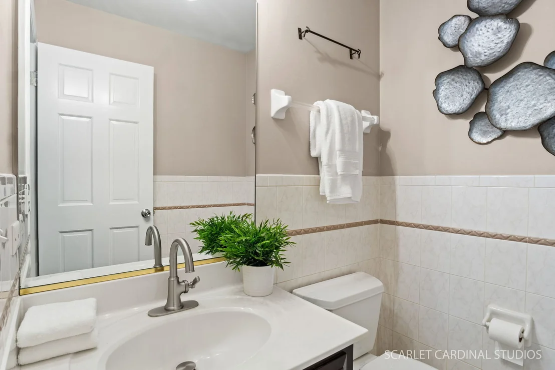 Photo of 1600 Harris Drive
