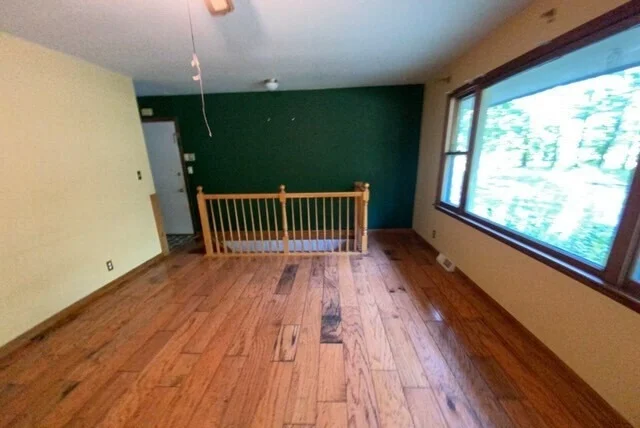Photo of 13090 River Road