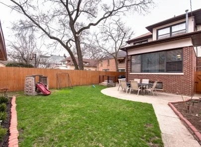 Photo of 537 FOREST Avenue