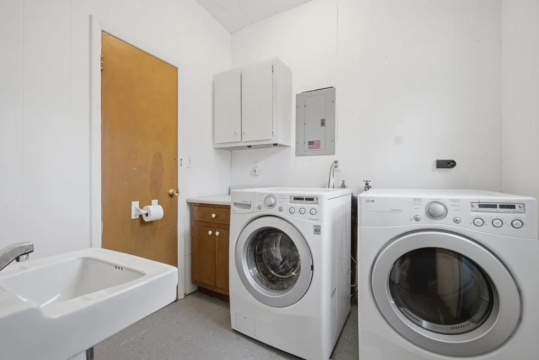 Photo of 301 Martin Street