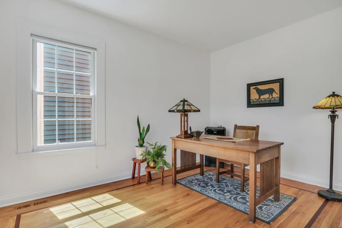 Photo of 983 Mount Vernon Drive