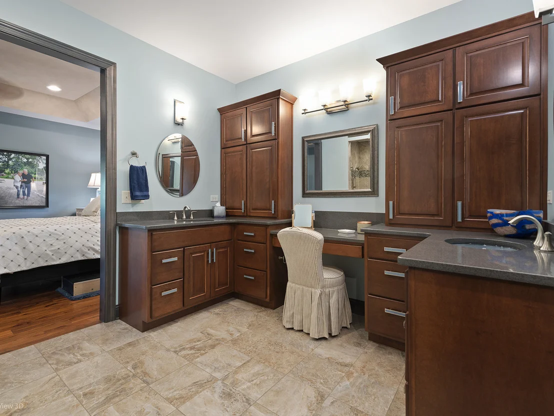 Photo of 5805 N Barrington Road