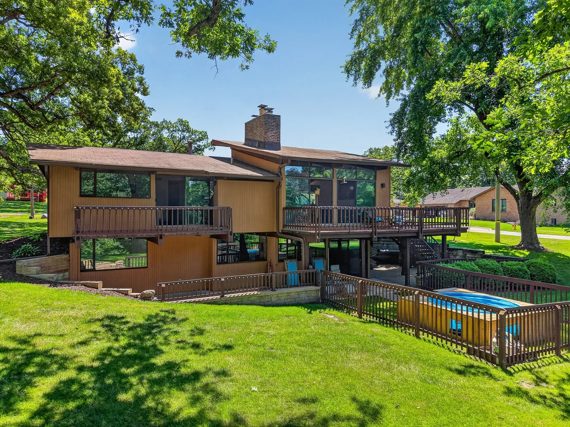Photo of 2390 Circle Drive
