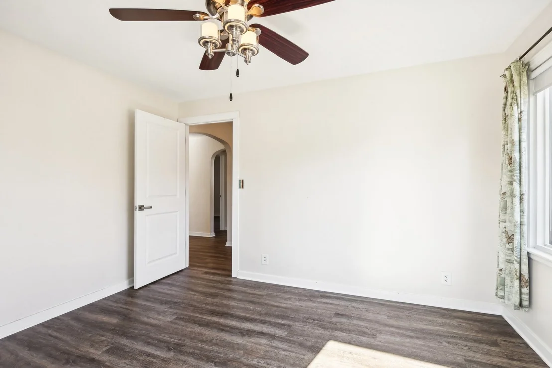 Photo of 420 Willow Road