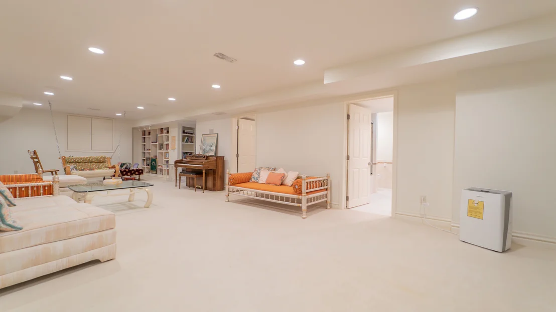 Photo of 310 Barrington Drive