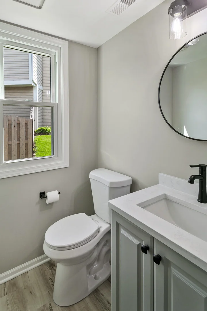 Photo of 731 Roaring Brook Lane