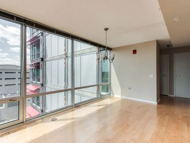Photo of Unit 1221 at 800 Elgin Road