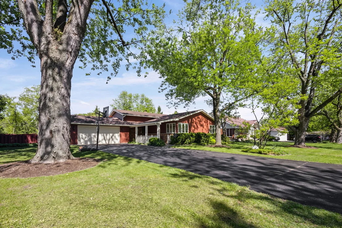 Photo of 1016 Longmeadow Drive