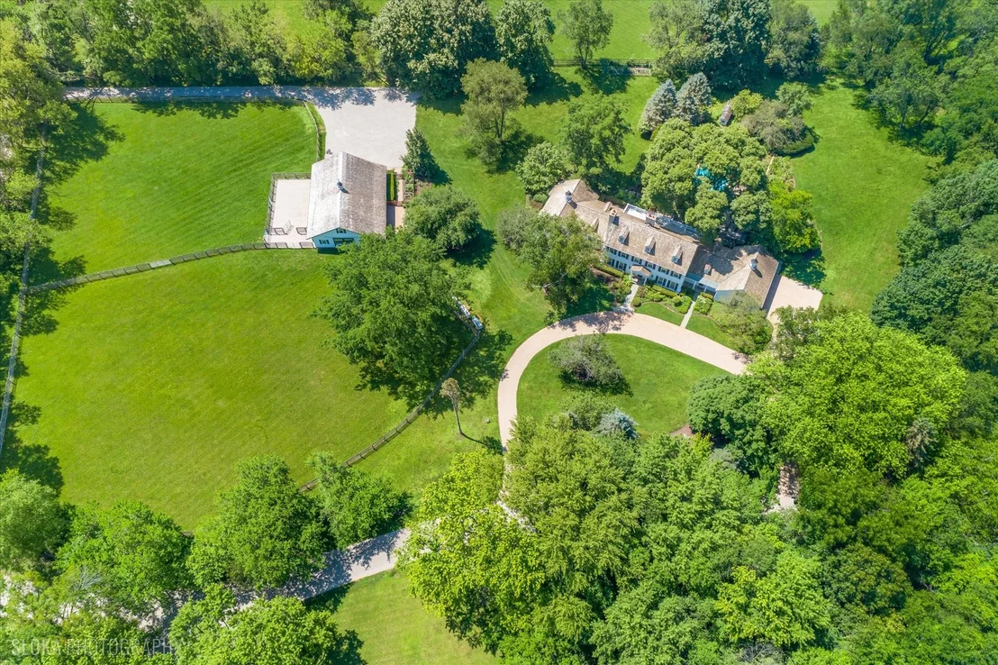 Photo of 13 Deepwood Road