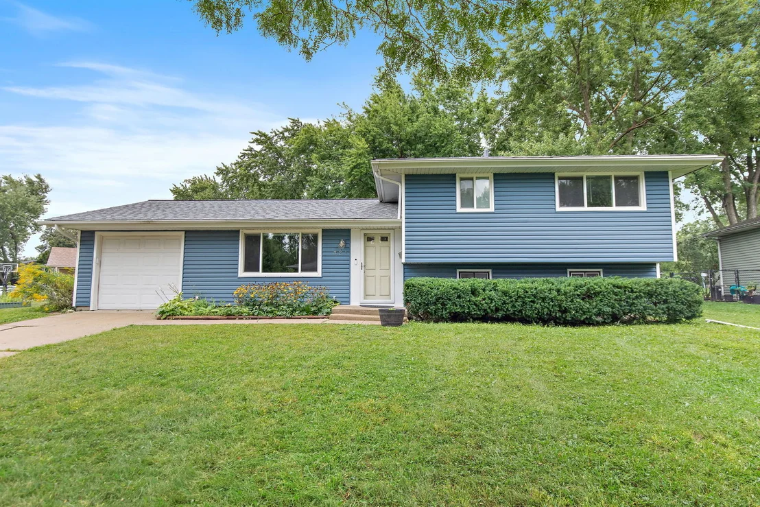 Photo of 321 Desmond Drive