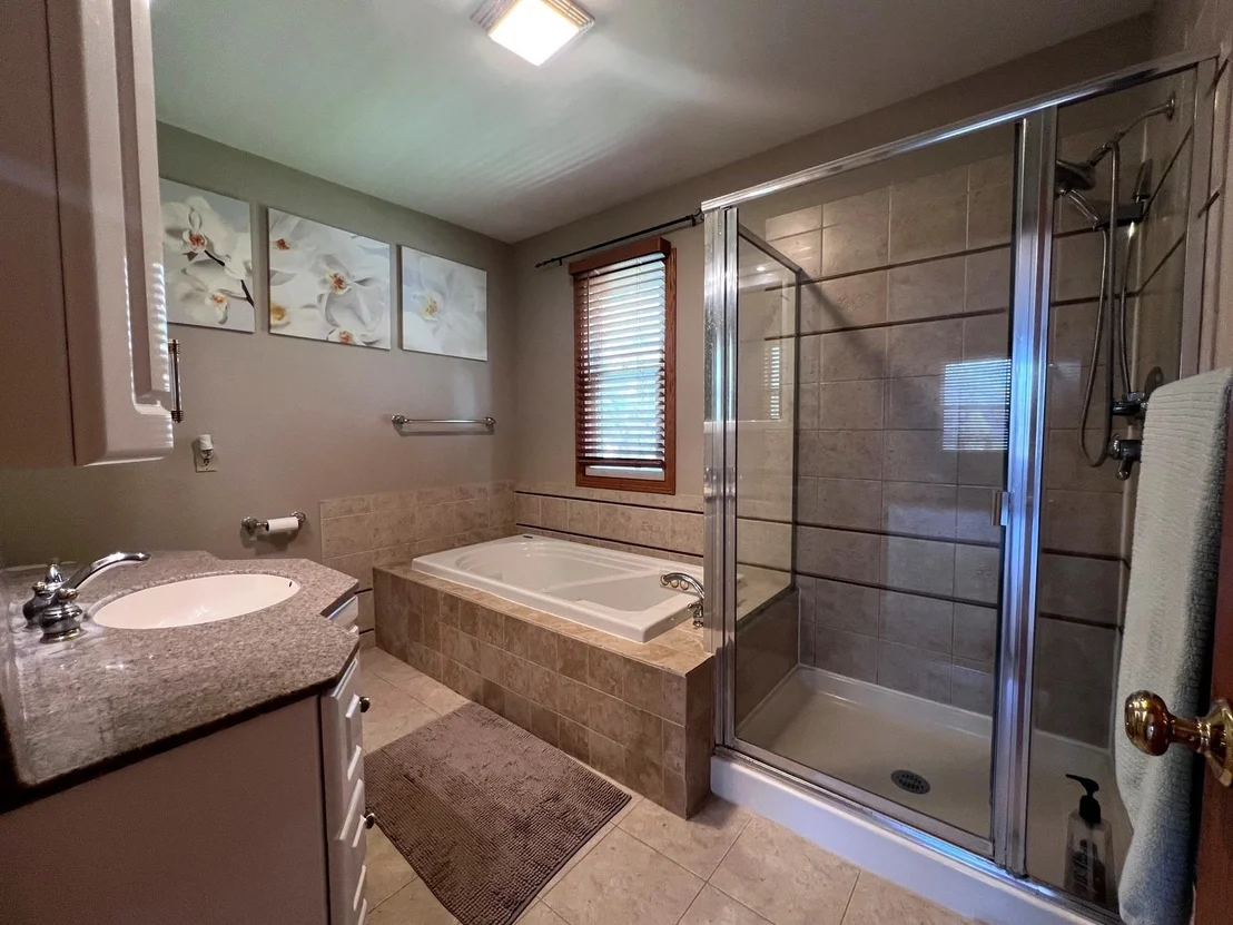 Photo of 340 Greenview Drive