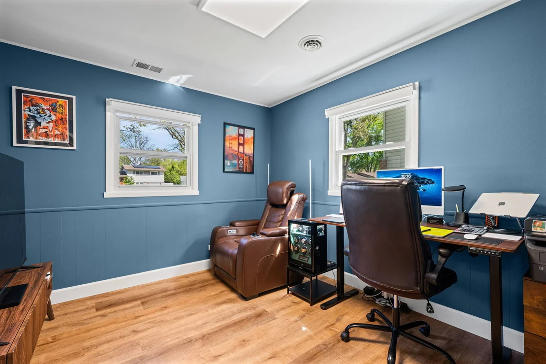 Photo of 1011 Beverly Drive