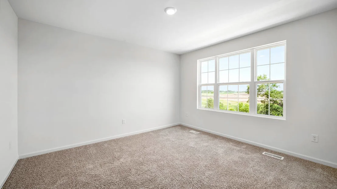 Photo of 415 Lakeshore Court