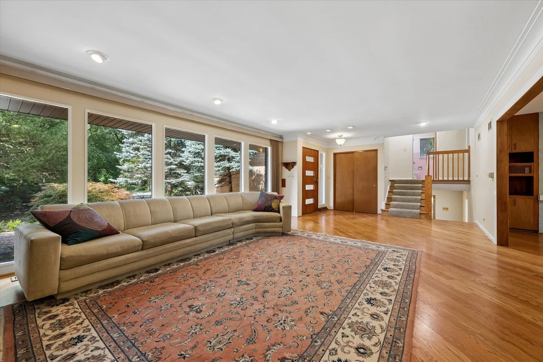 Photo of 1655 Forest Drive