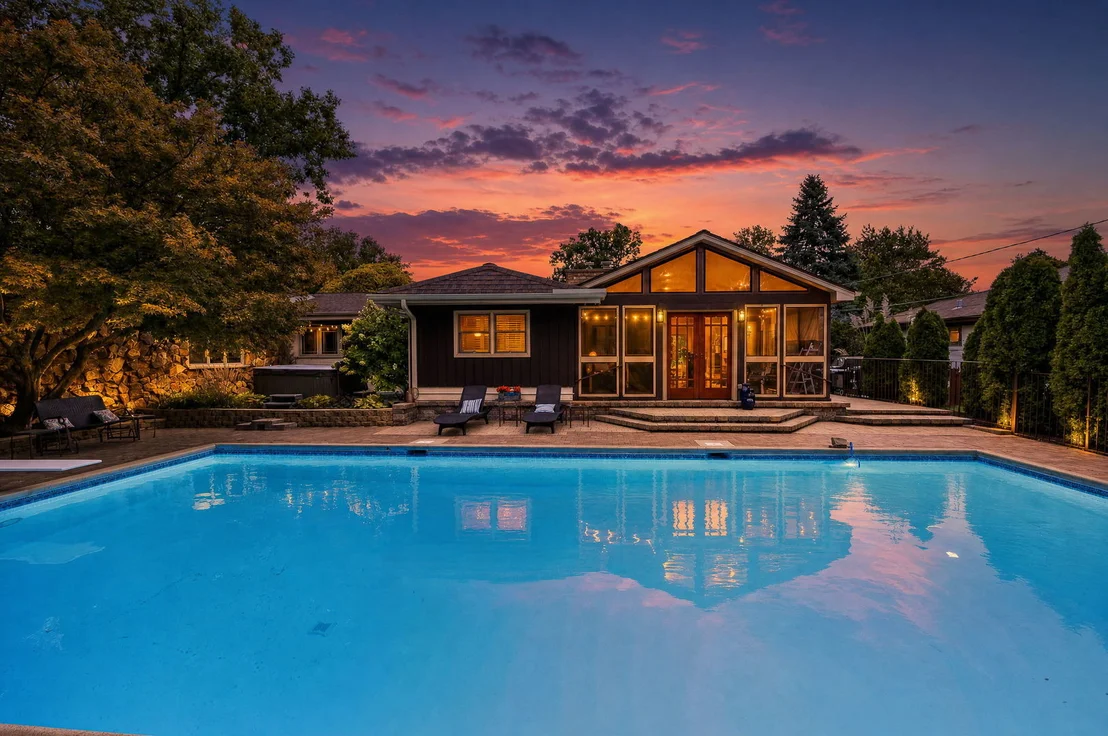 Photo of 12 Meadowood Drive