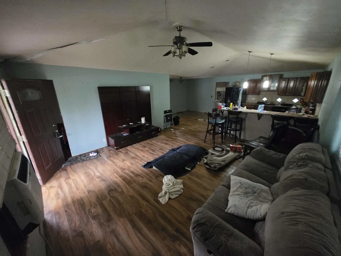 Photo of 2313 Richards Lane