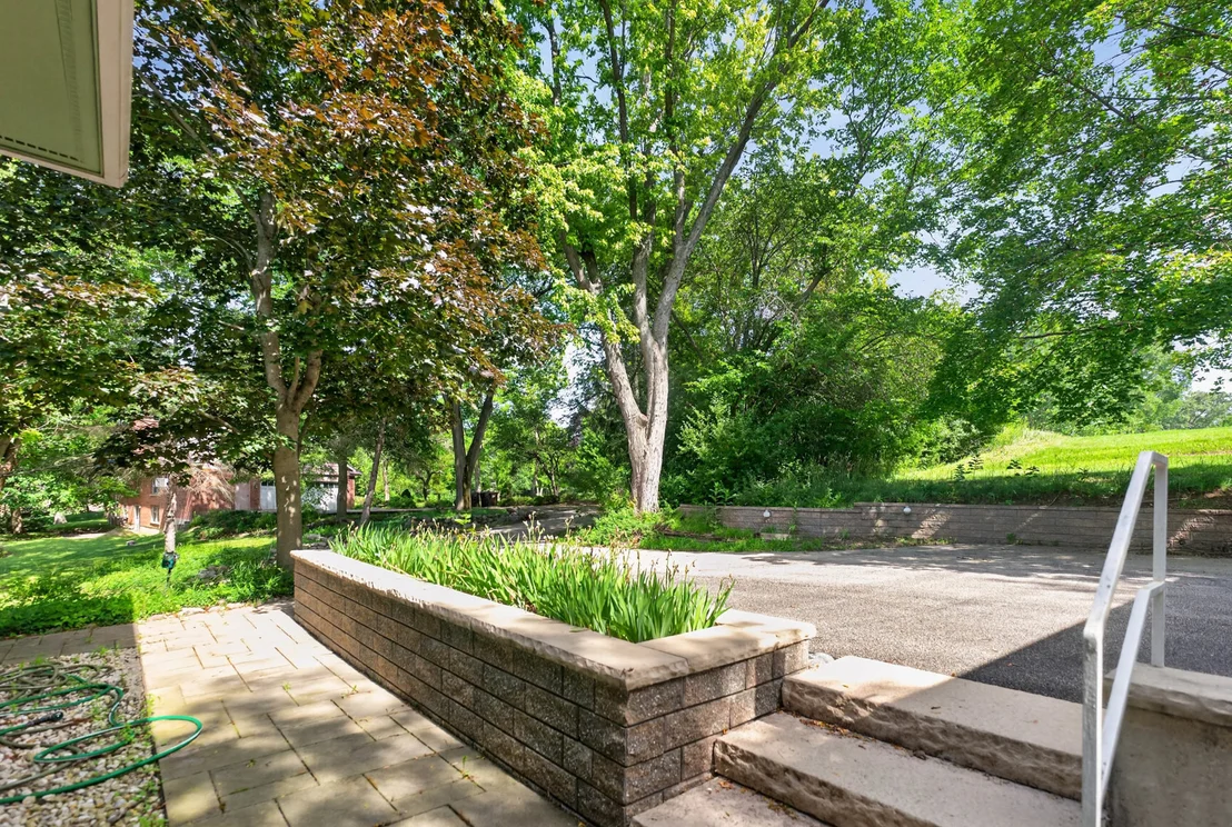 Photo of 268 Scenic Drive