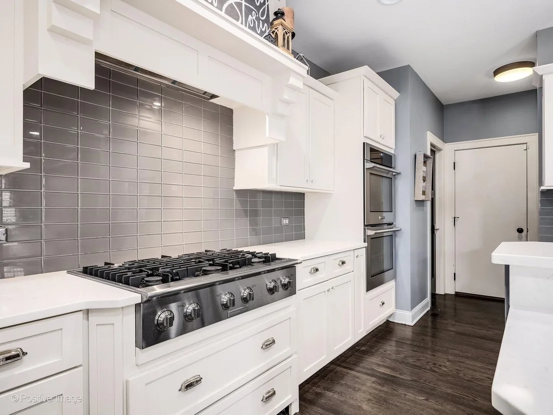 Photo of 549 W 3rd Street