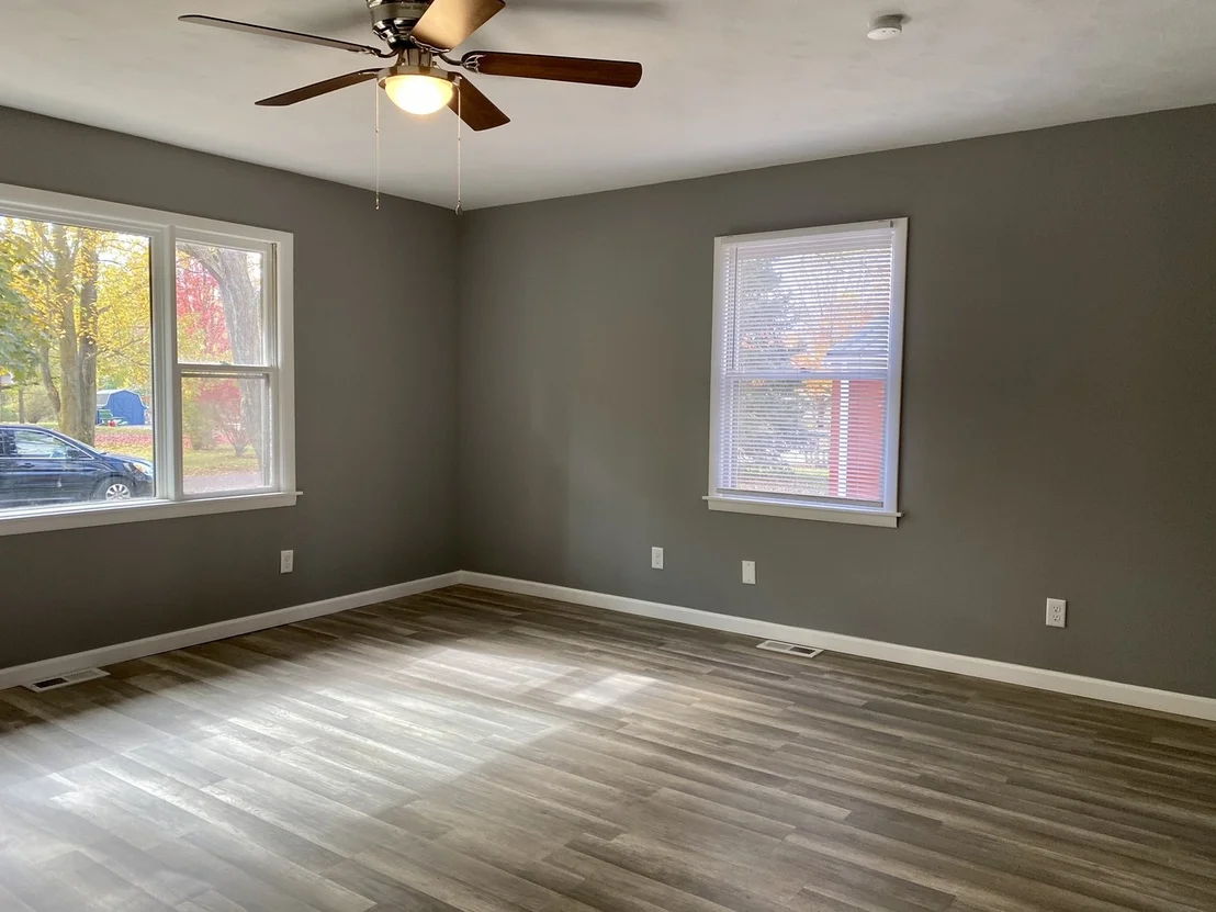Photo of 301 W Main Street